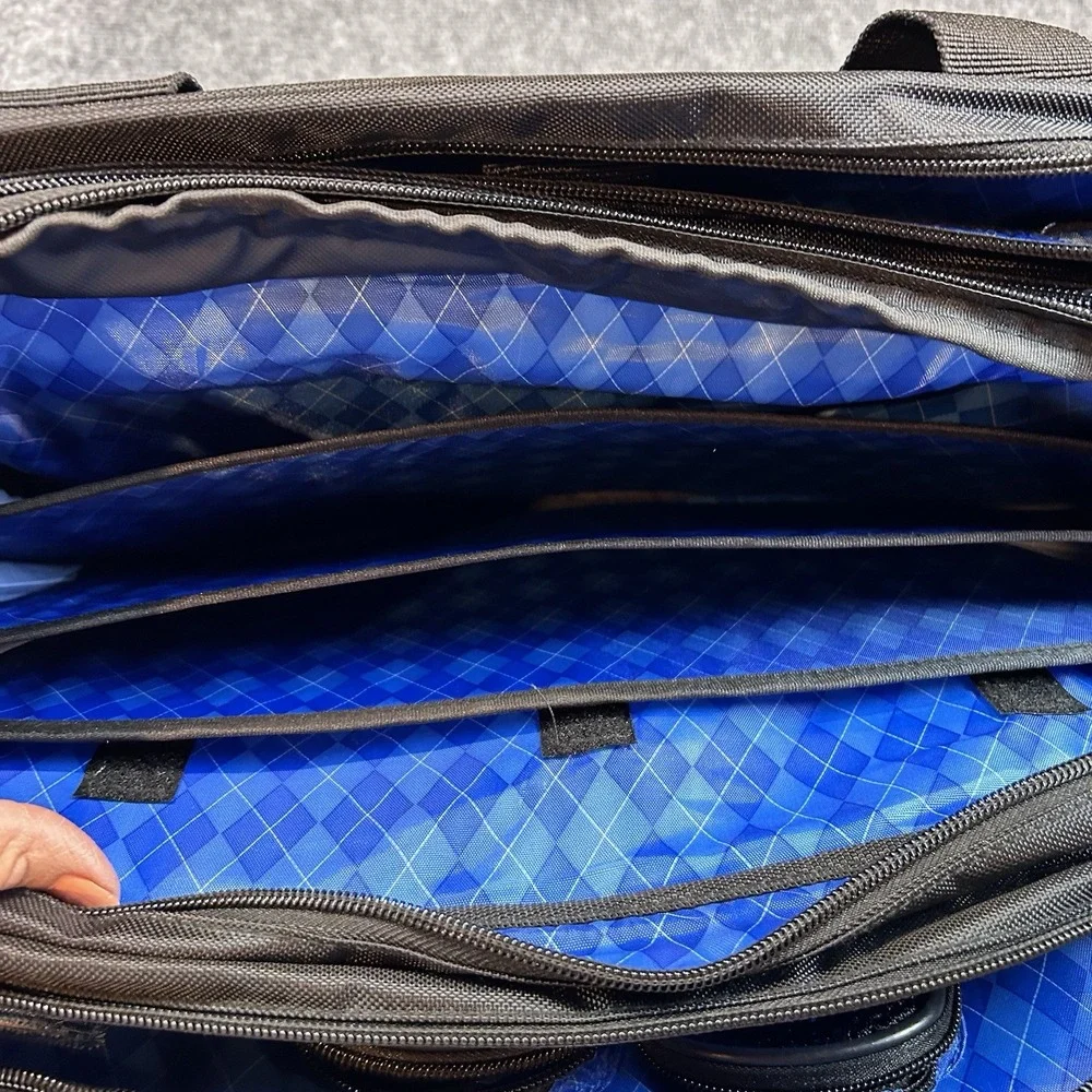 Garmin Executive Flight Carrying Bag BAG ONLY Black New W/ Blue Small T-shirt